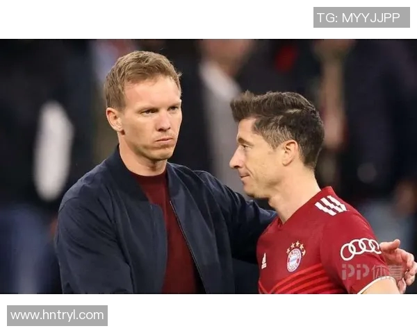 莱万回归老东家对决拜仁球迷怒斥其忘恩负义情绪高涨